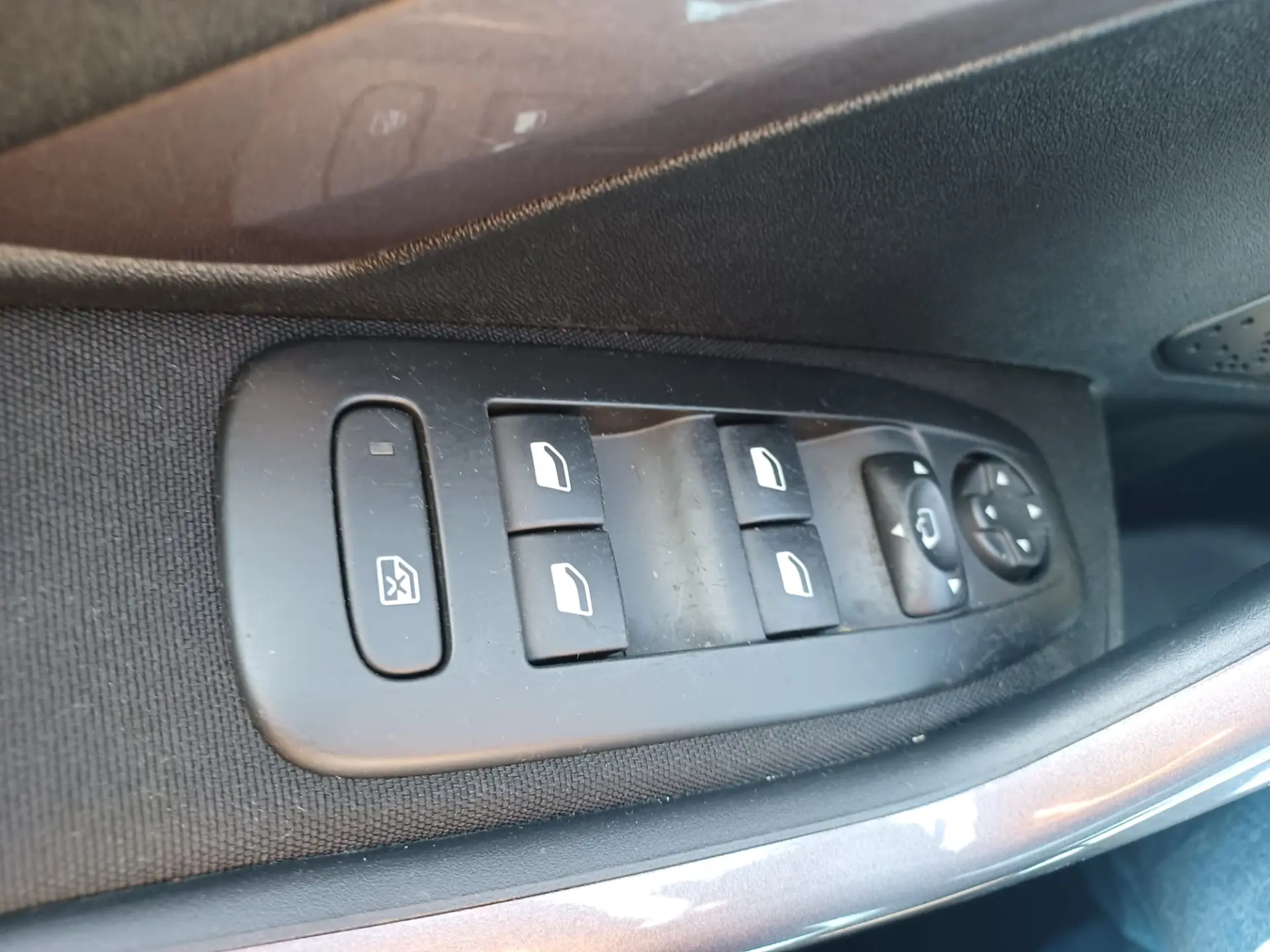 Peugeot 2008 21