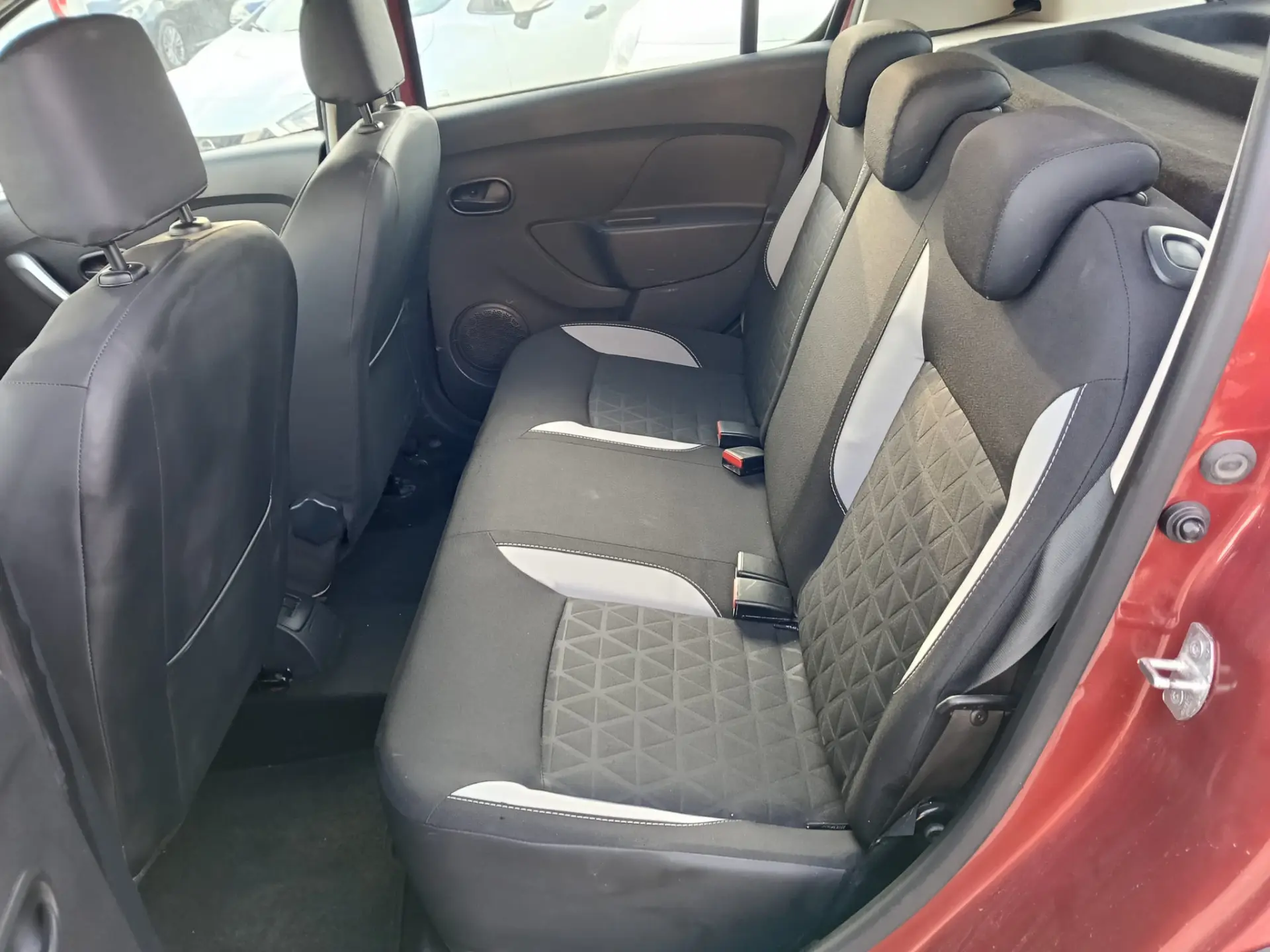 Dacia Sandero 1.5 dCi Stepway 11