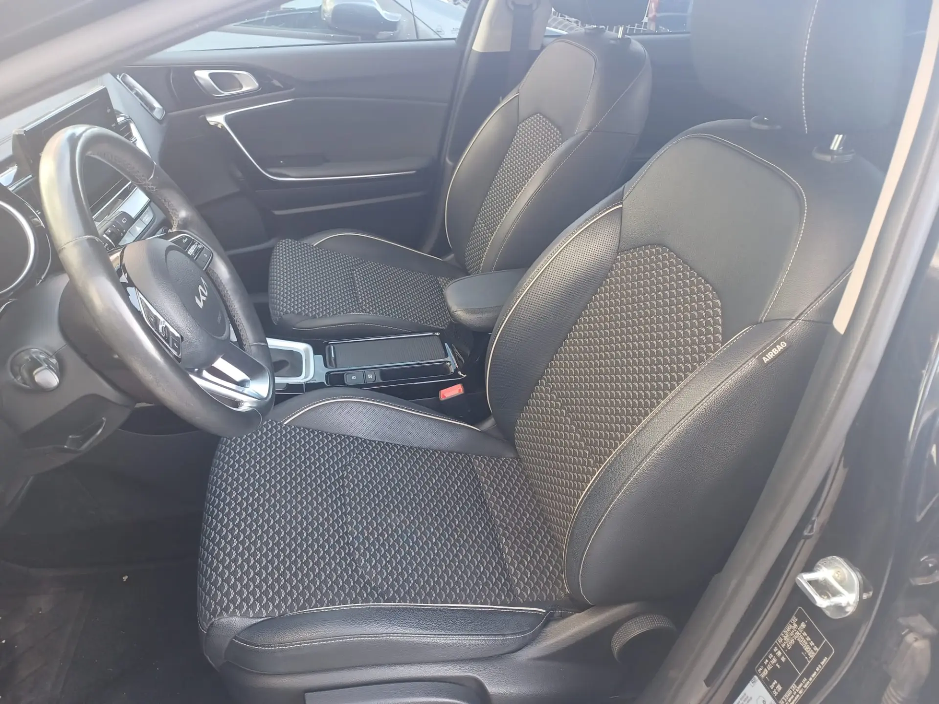 Kia XCeed 1.6 GDi PHEV Drive 17