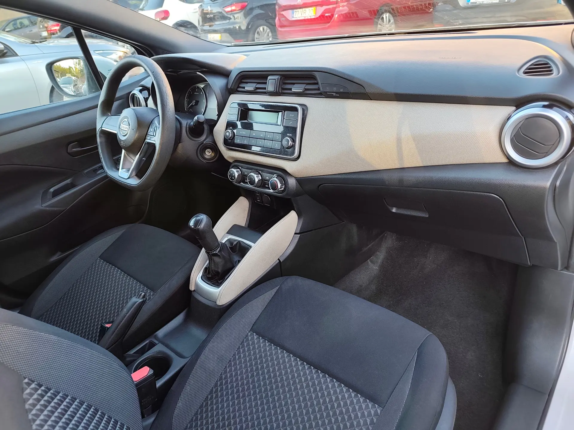 Nissan Micra 1.5 dCi N-Connecta S/S 10