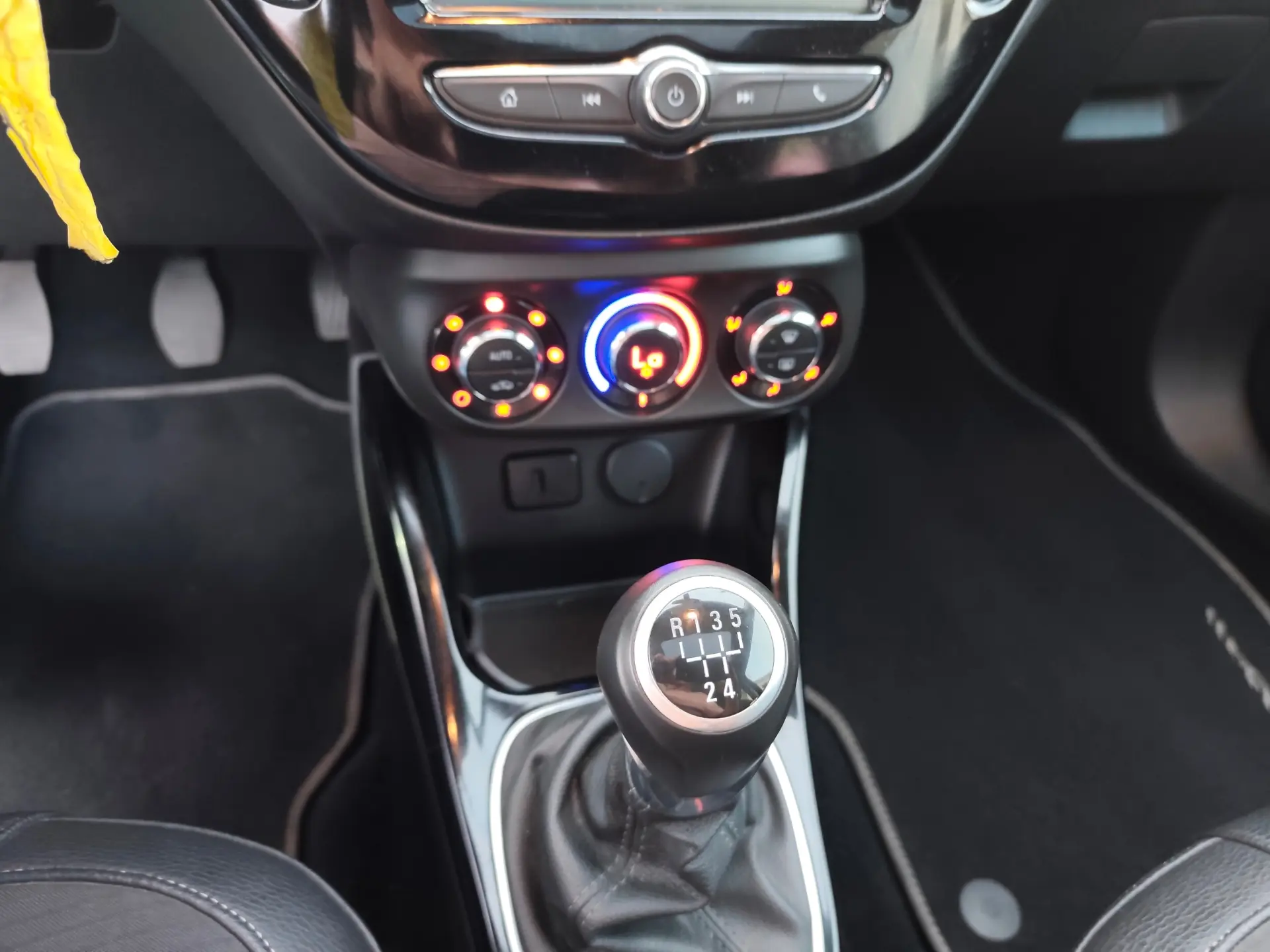 Opel Adam 1.2 Slam J18 17
