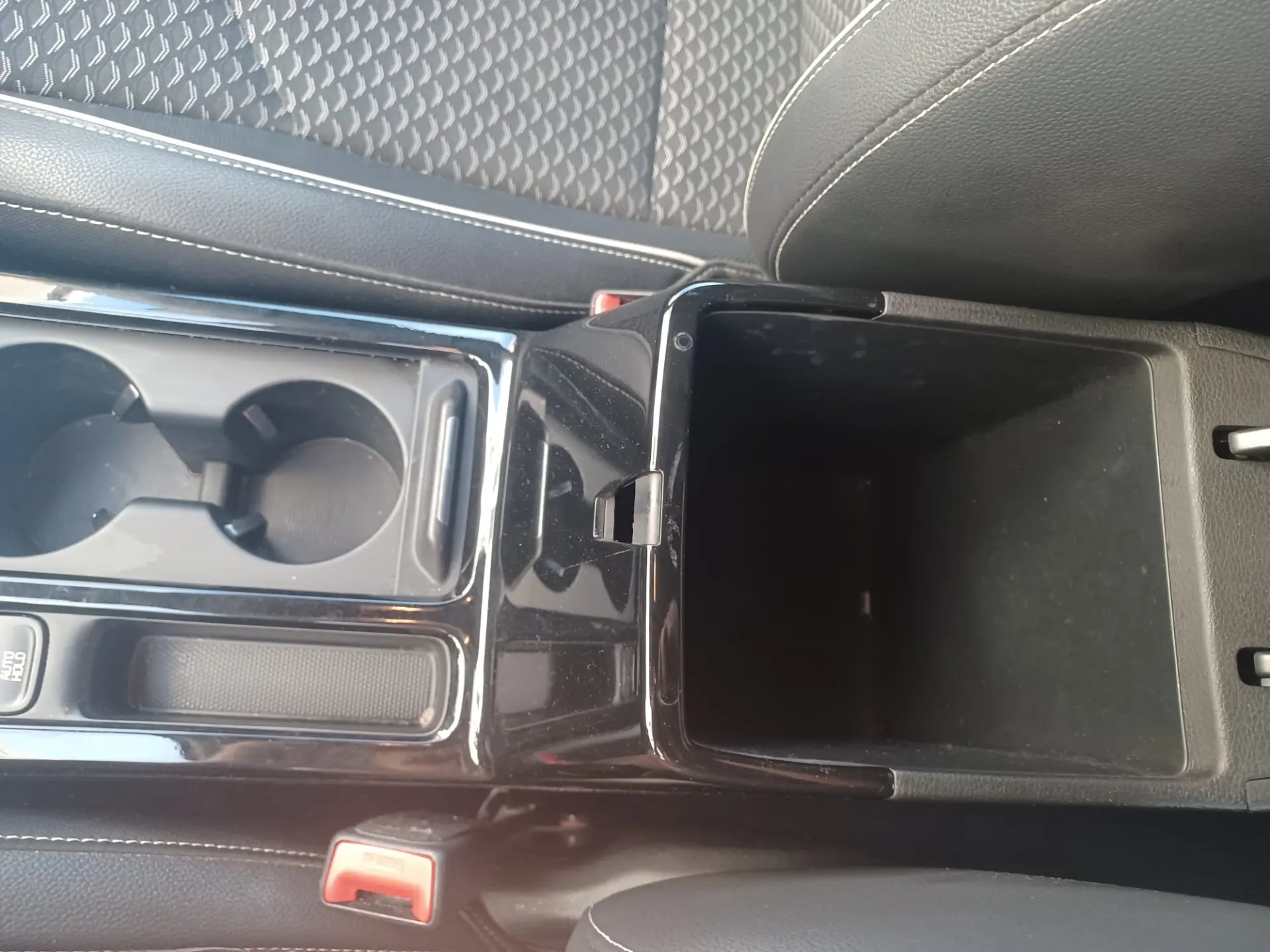 Kia XCeed 1.6 GDi PHEV Drive 29