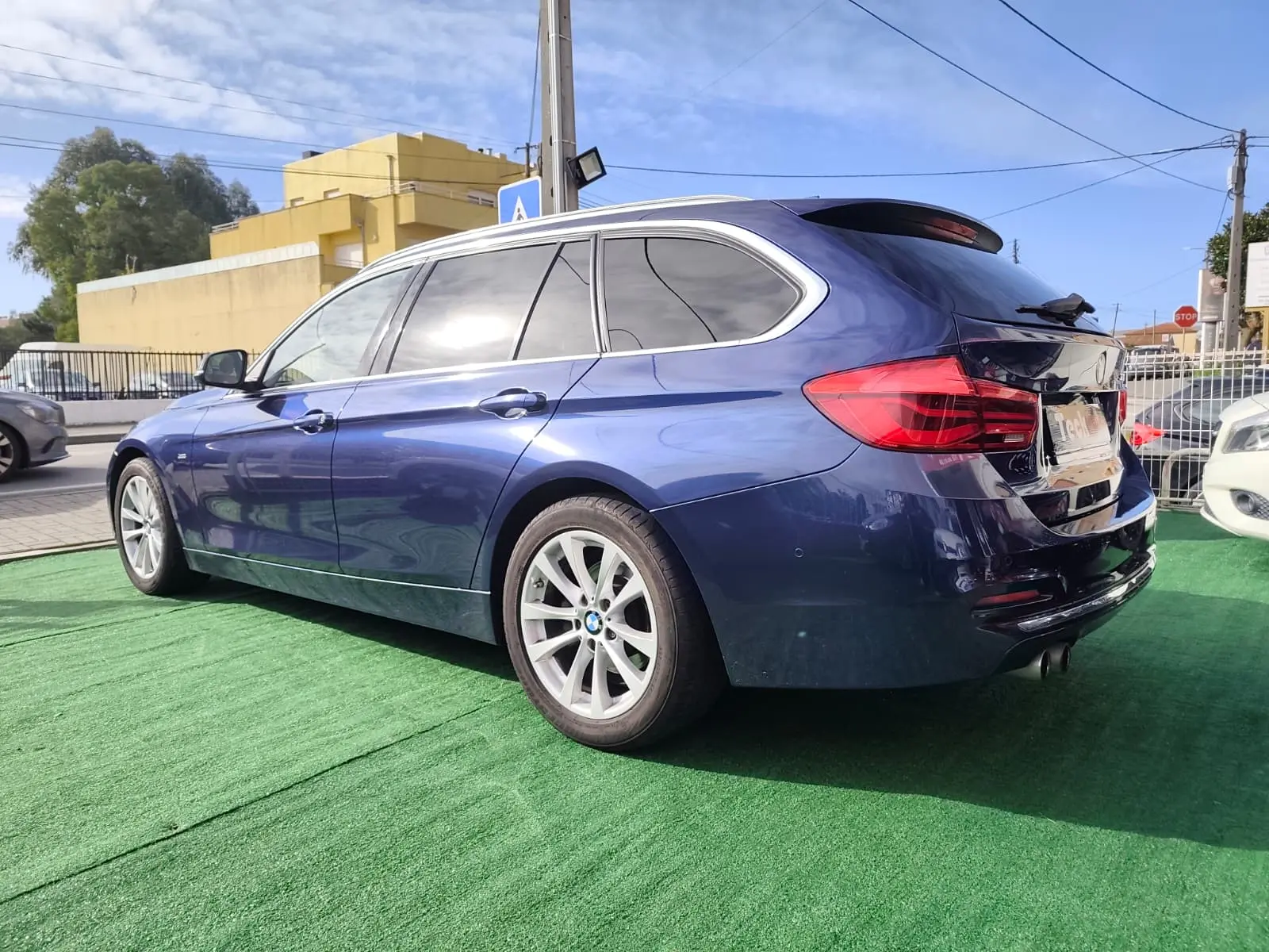 BMW 320 d Line Sport 6