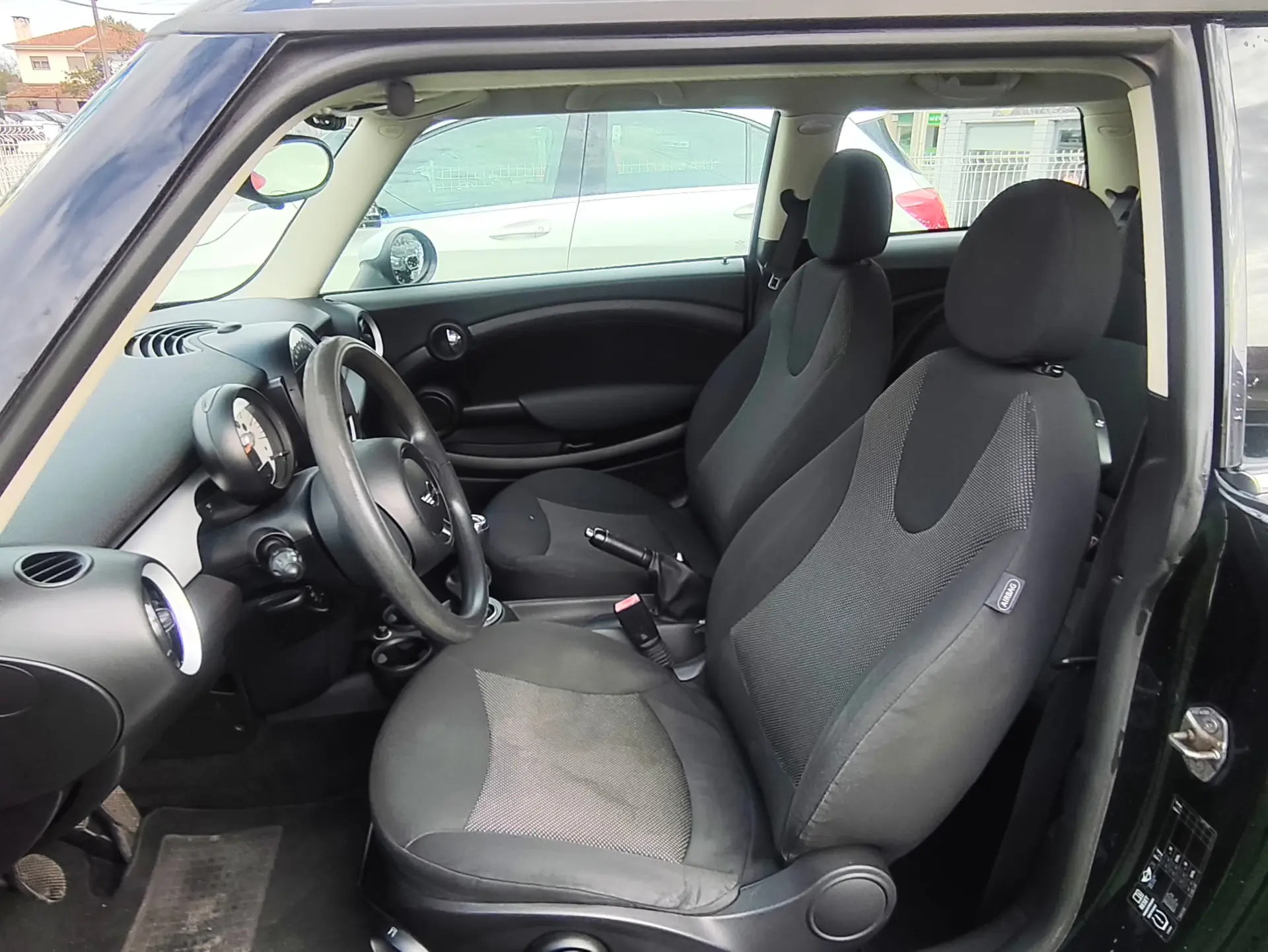 MINI 3 Portas One D 11