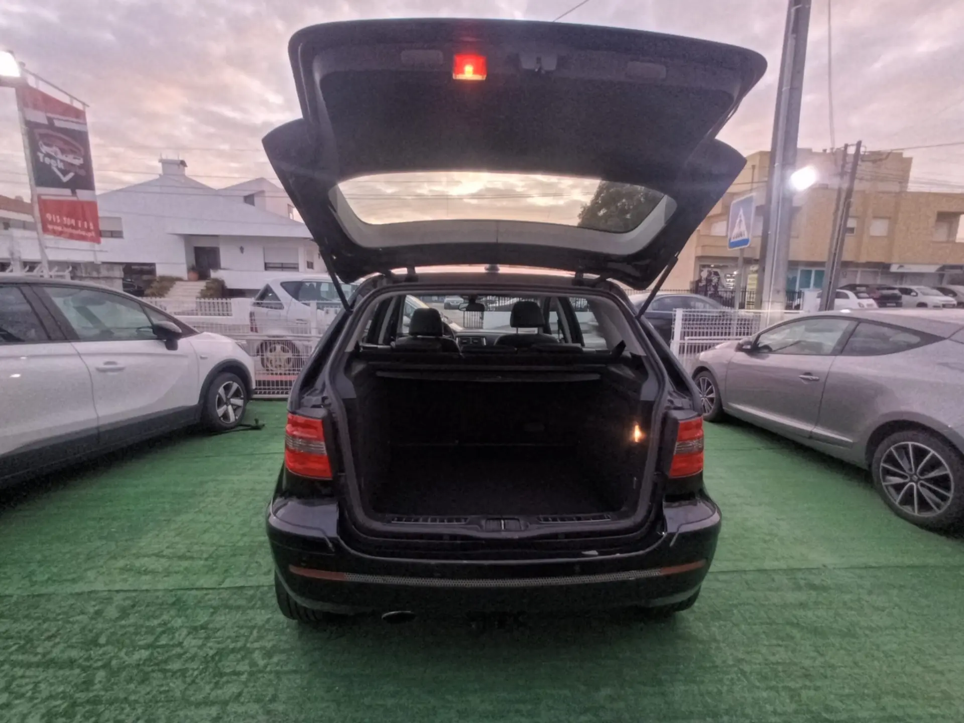 Mercedes-Benz B 180 10