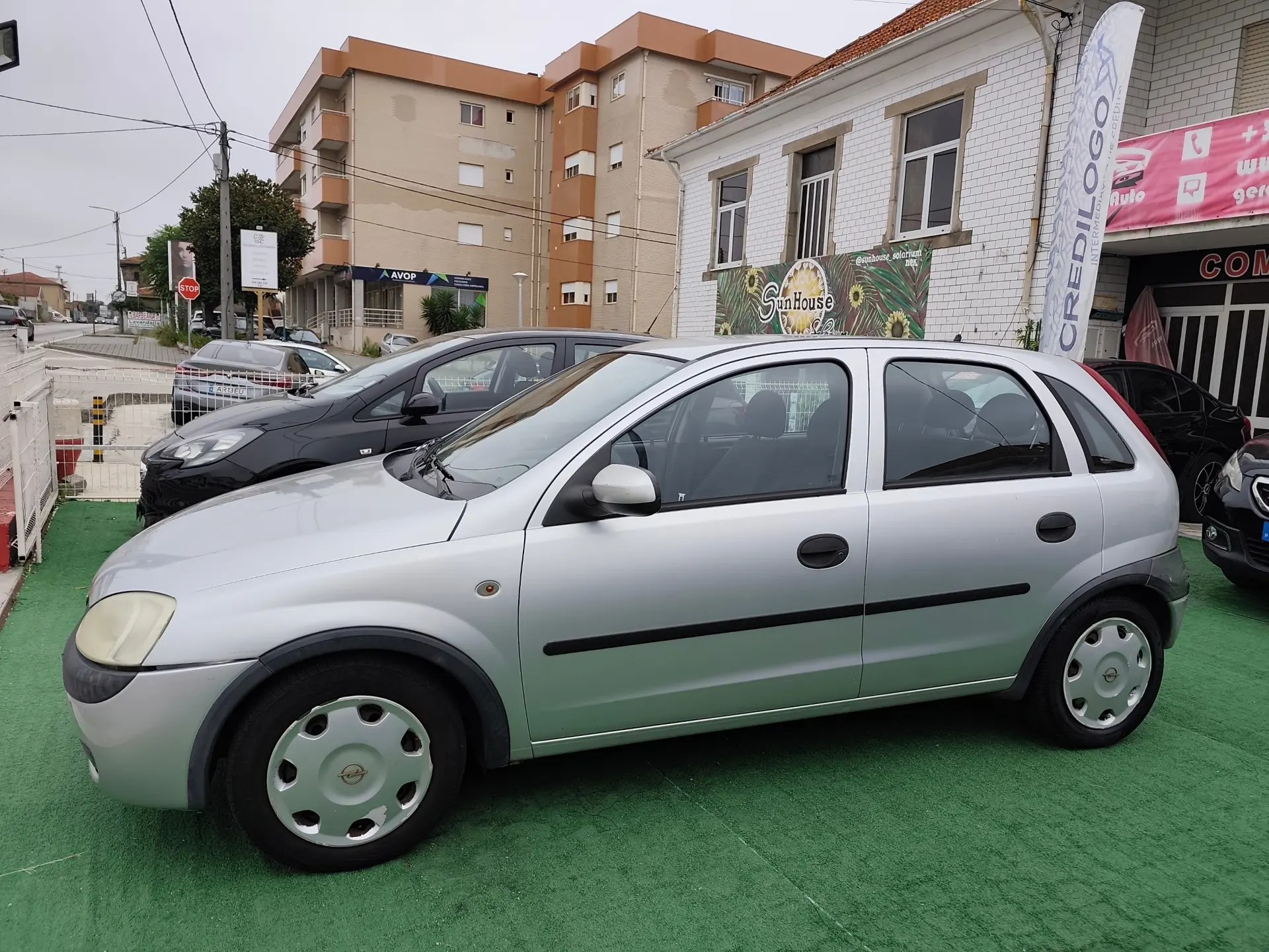 Opel Corsa 1.2 16V Confort 4