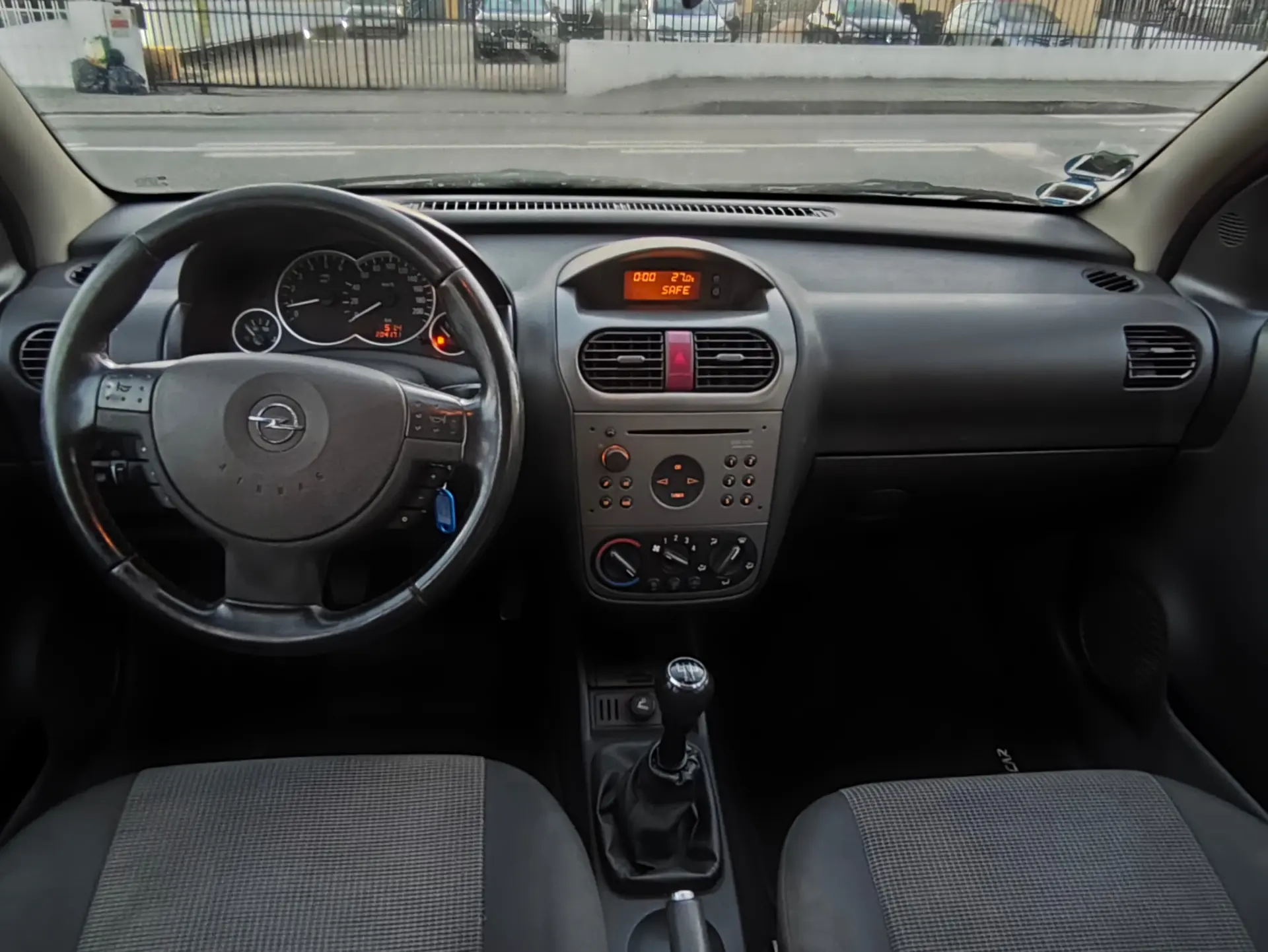 Opel Corsa 1.3 CDTI Cosmo 16