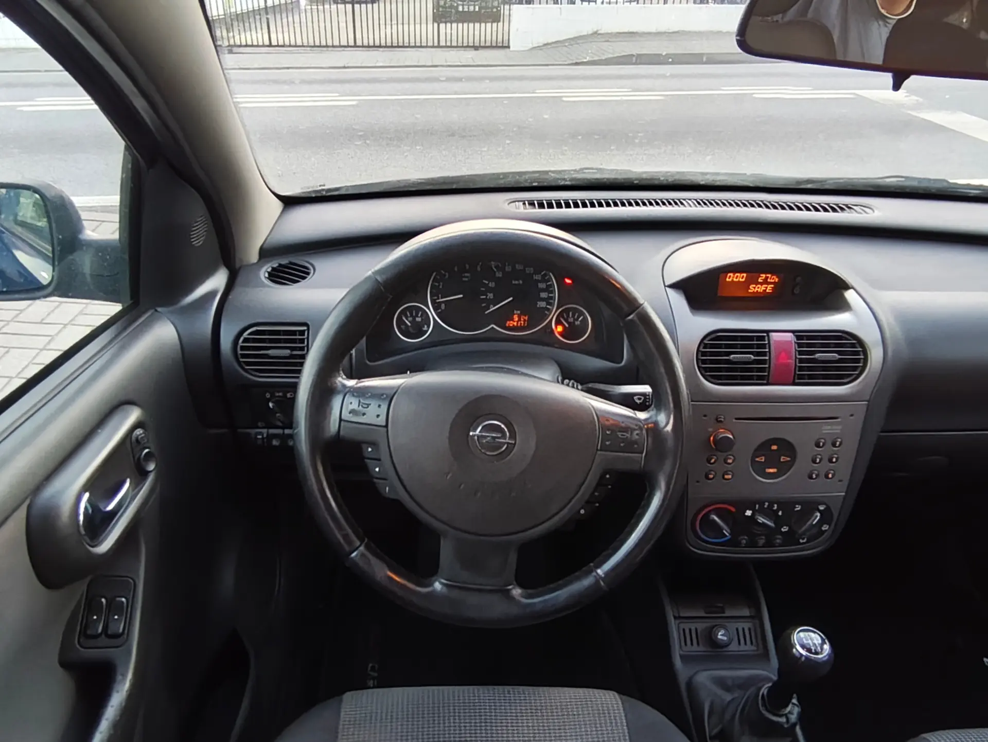Opel Corsa 1.3 CDTI Cosmo 15