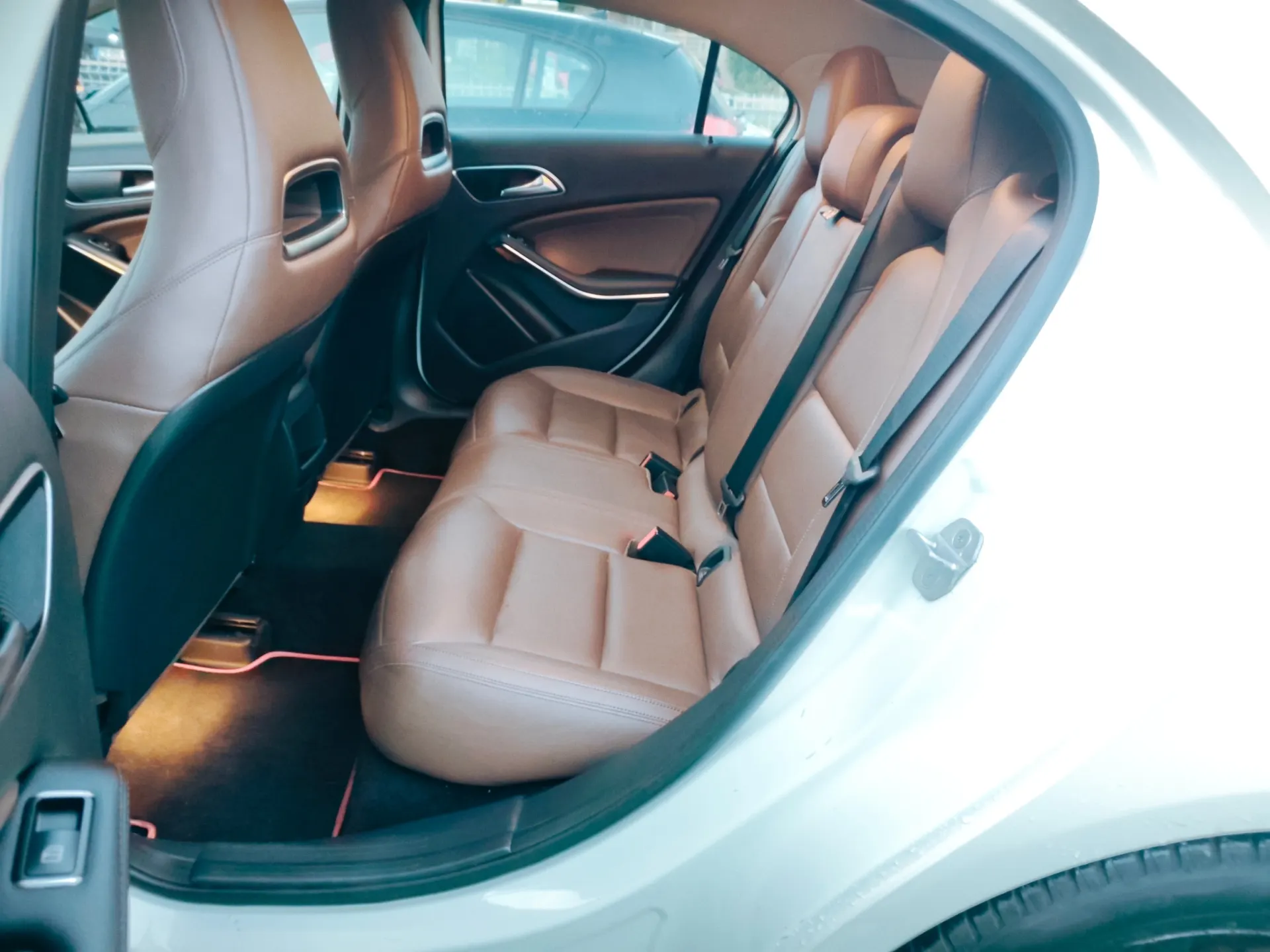 Mercedes-Benz A 180 CDi BE Urban 23