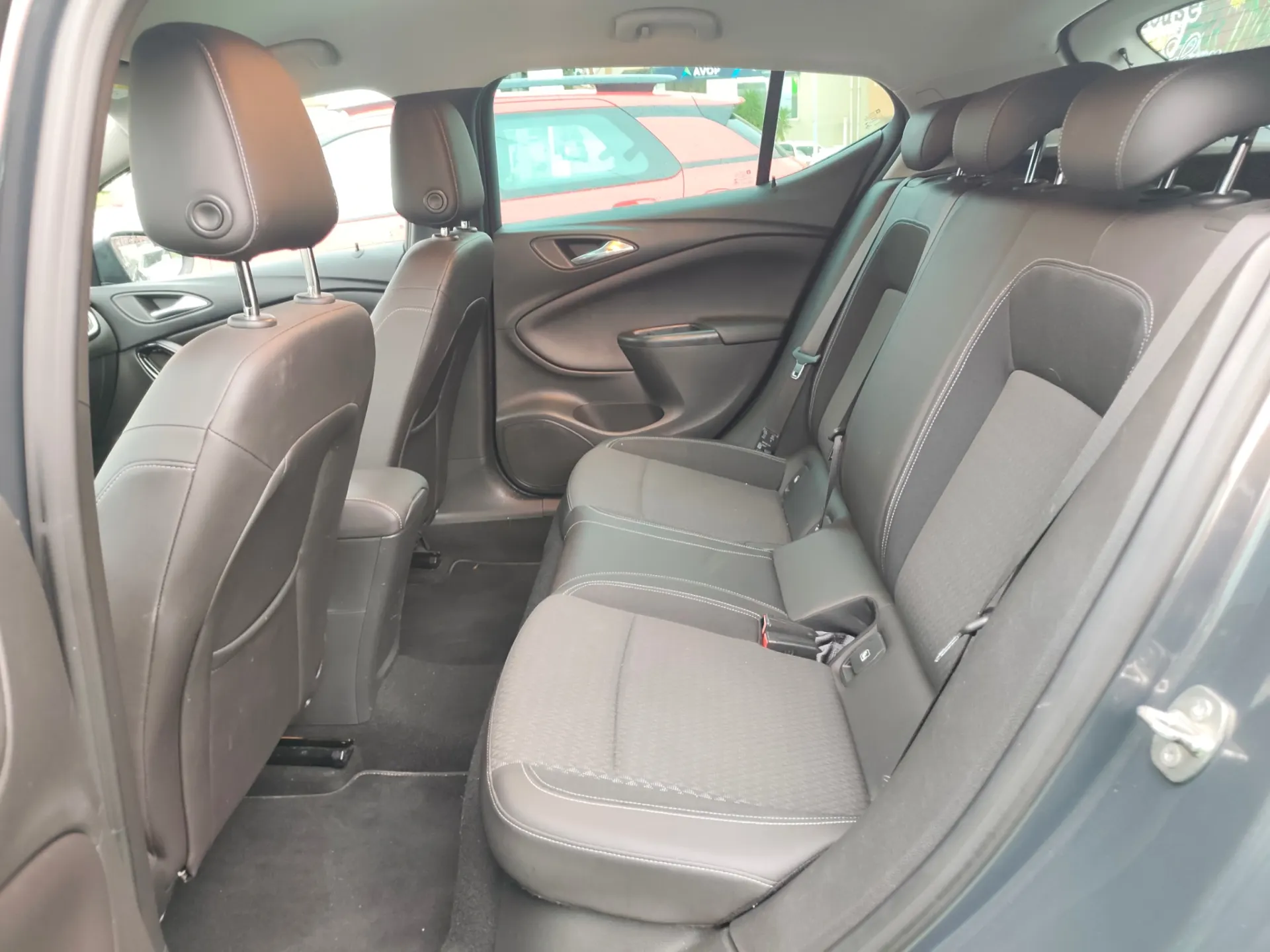 Opel Astra 1.6 CDTi Cosmo Start/Stop 32