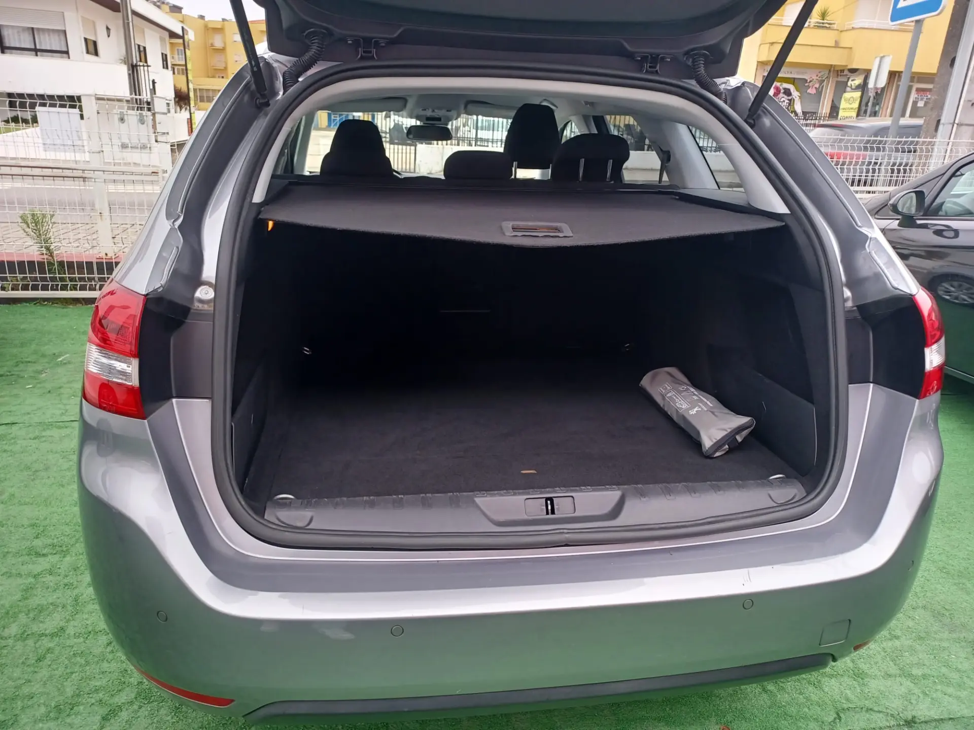 Peugeot 308 SW 1.5 BlueHDi Style 21
