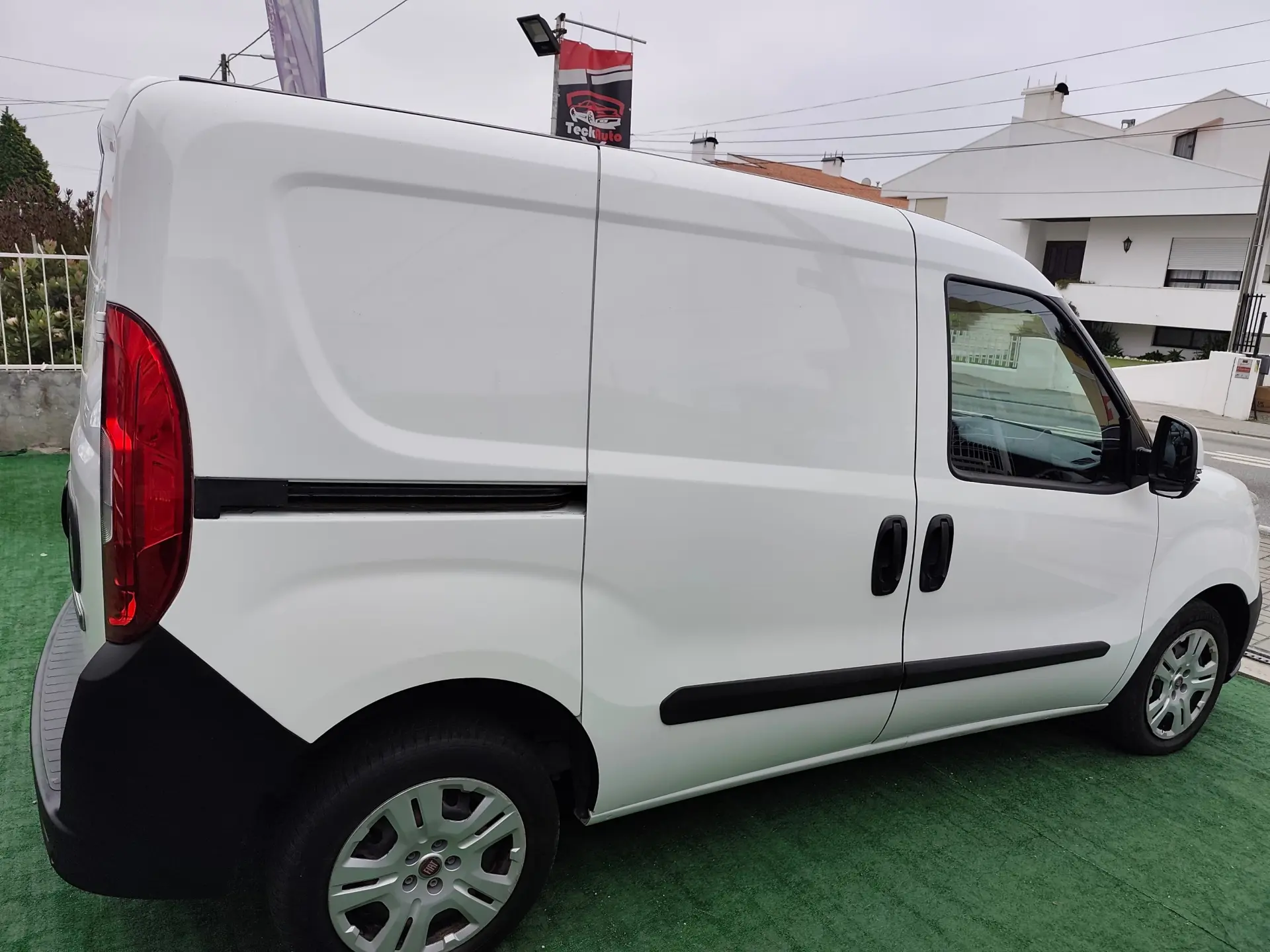 Fiat Doblo 1.3 Multijet 8