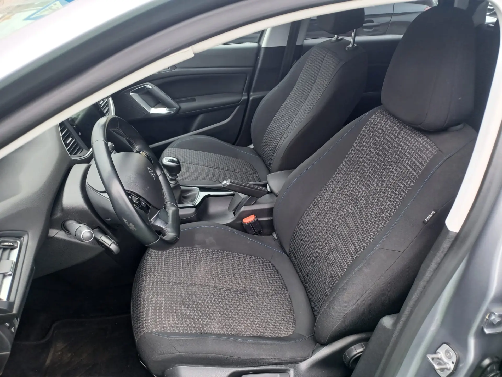Peugeot 308 SW 1.5 BlueHDi Style 14
