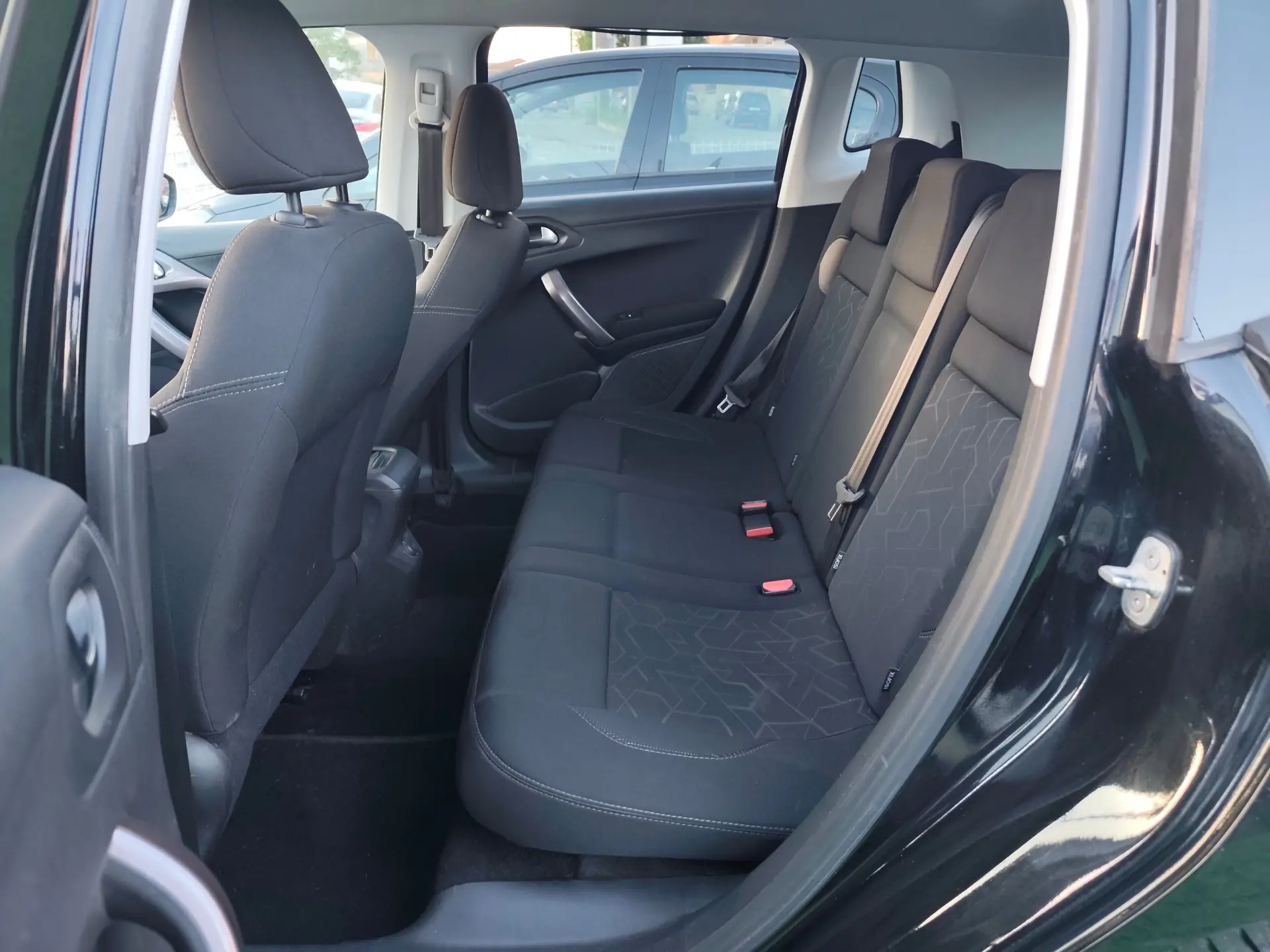 Peugeot 2008 1.2 PureTech Style 16