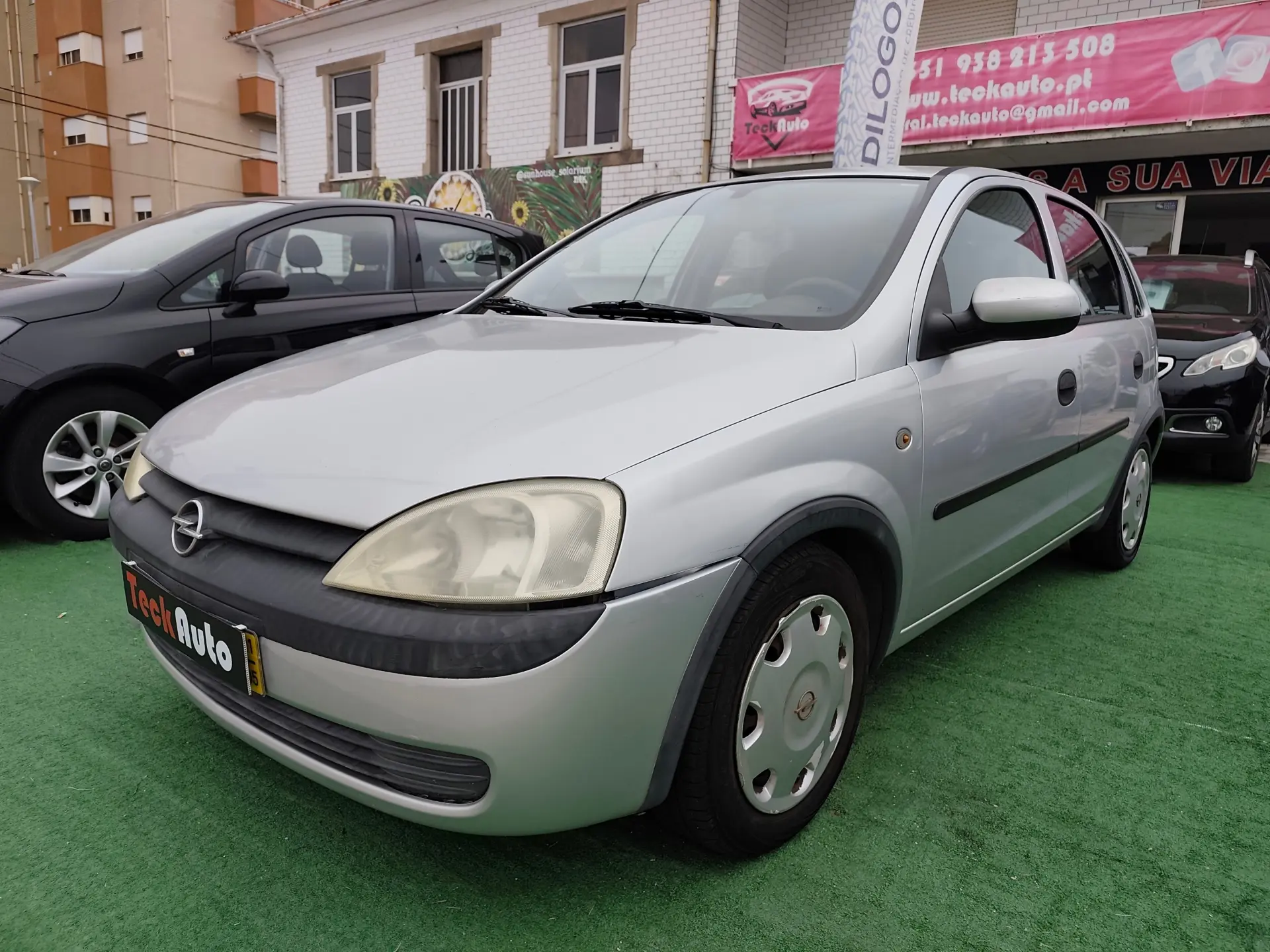 Opel Corsa 1.2 16V Confort 3