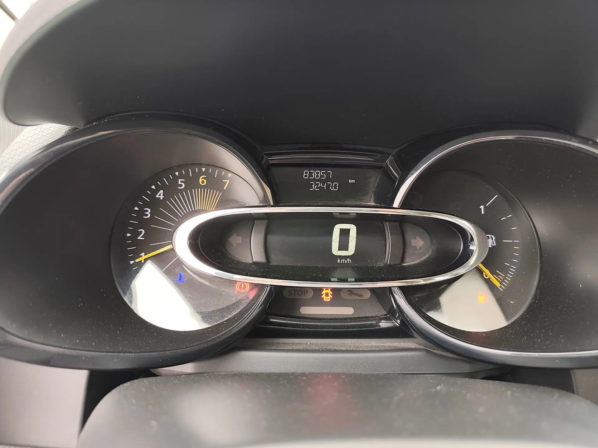 Renault Clio 1.2 16V Confort 130g 16
