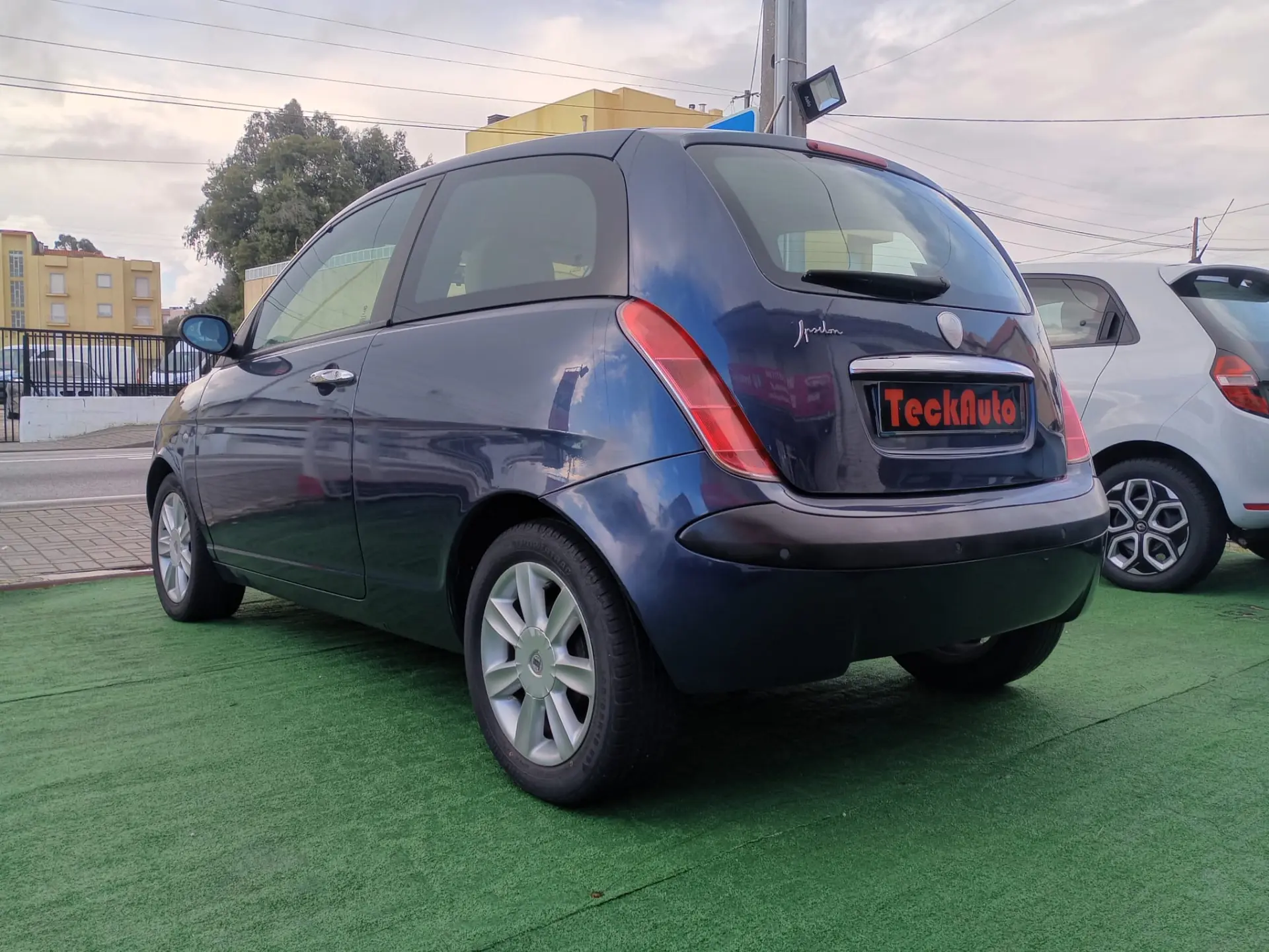 Lancia Ypsilon 1.2 16V Fashion 4