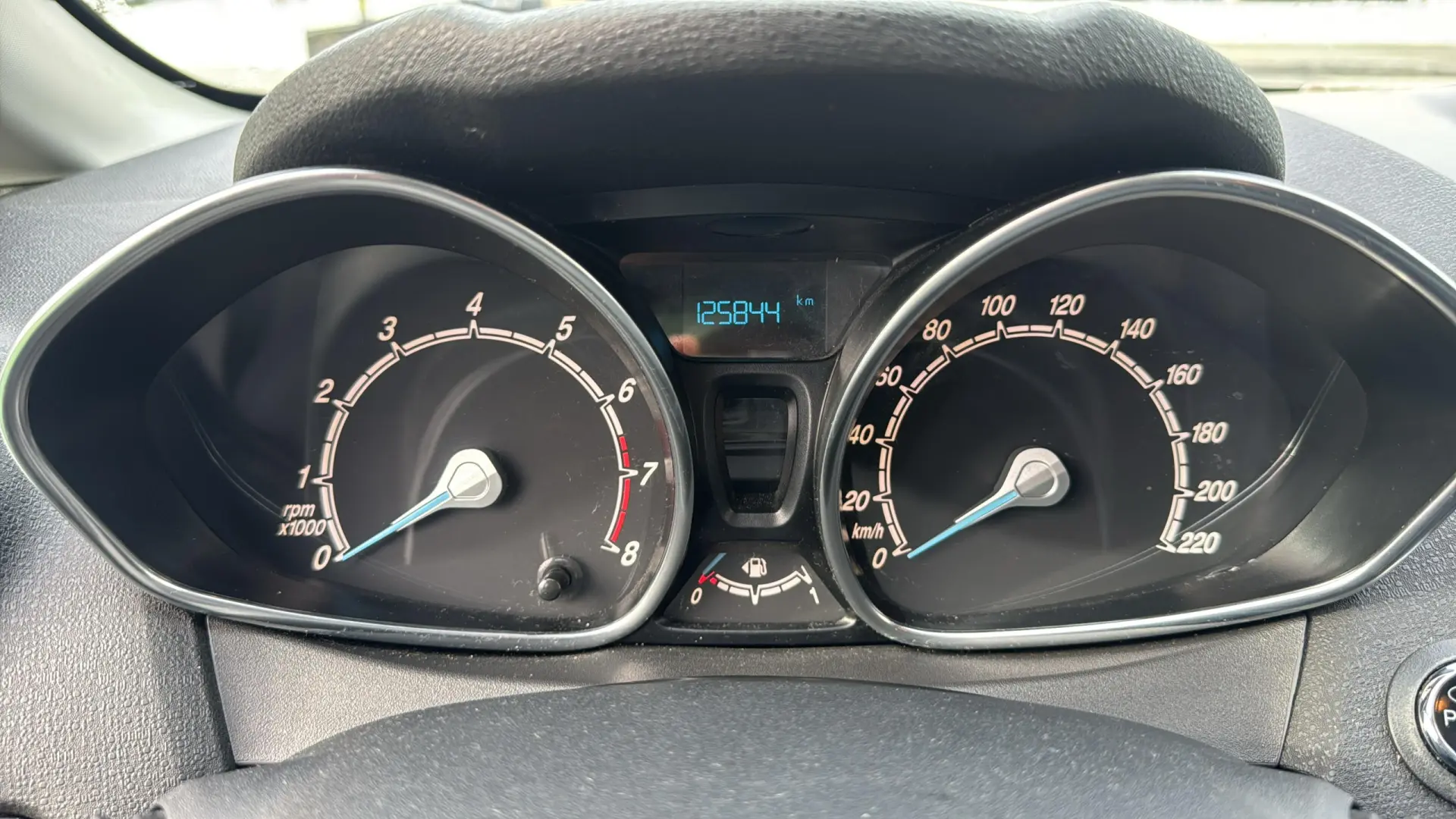 Ford Fiesta 1.0 Ti-VCT Titanium 8