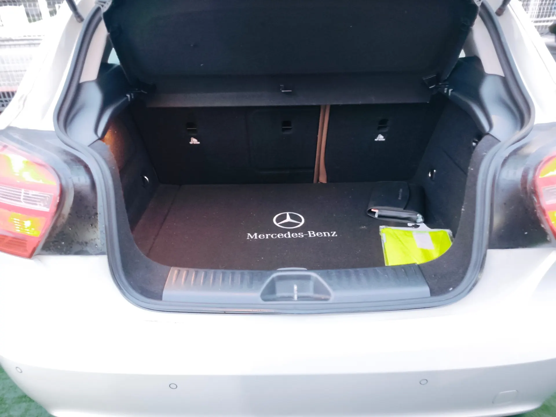 Mercedes-Benz A 180 CDi BE Urban 8