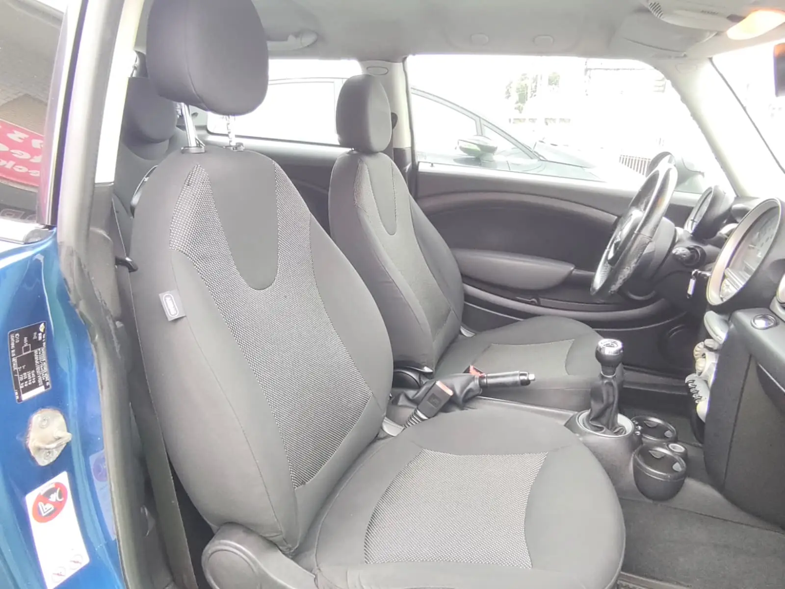 MINI 3 Portas Cooper D 14