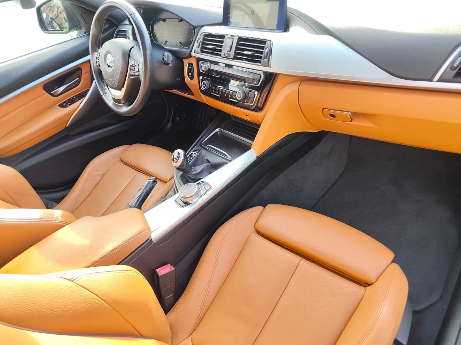 BMW 320 d Line Sport 19