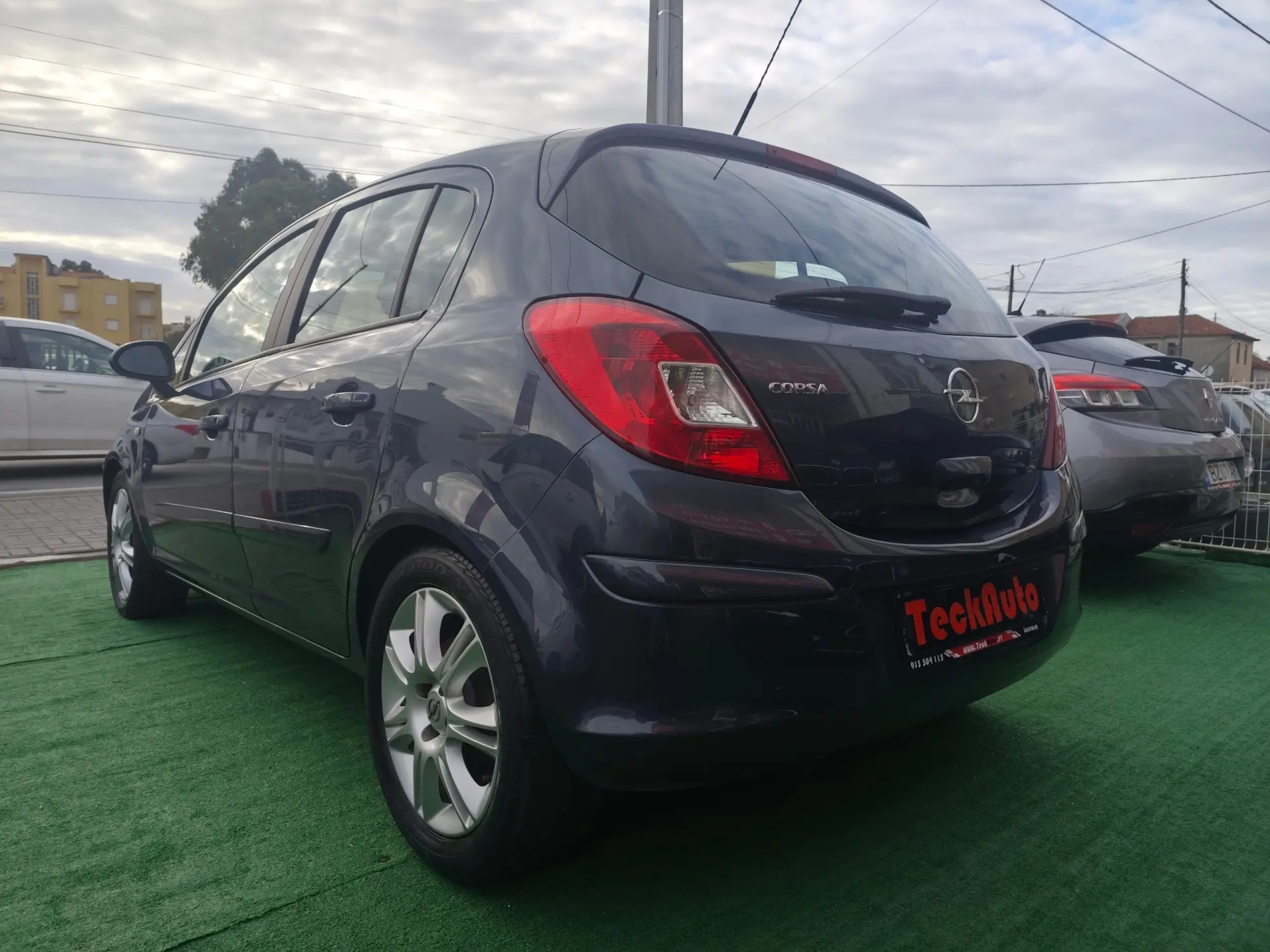 Opel Corsa 1.2 Cosmo 6