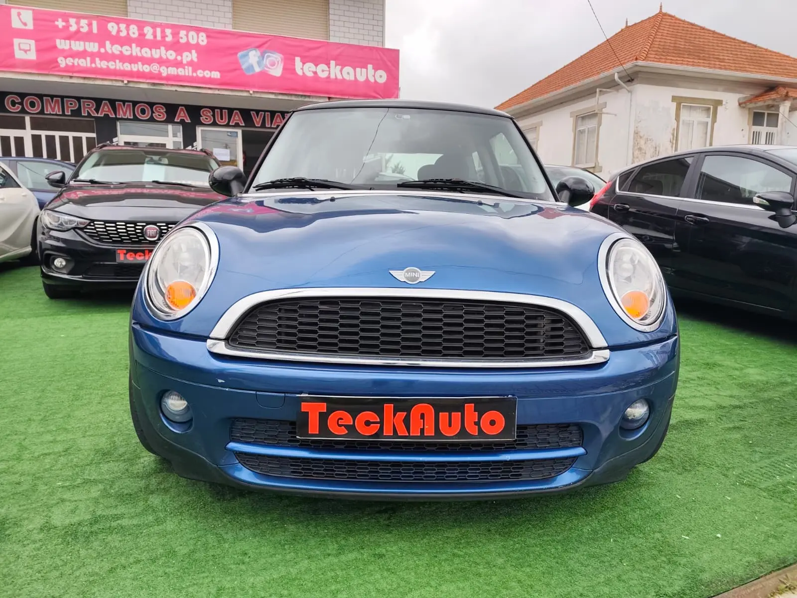 MINI 3 Portas Cooper D 6