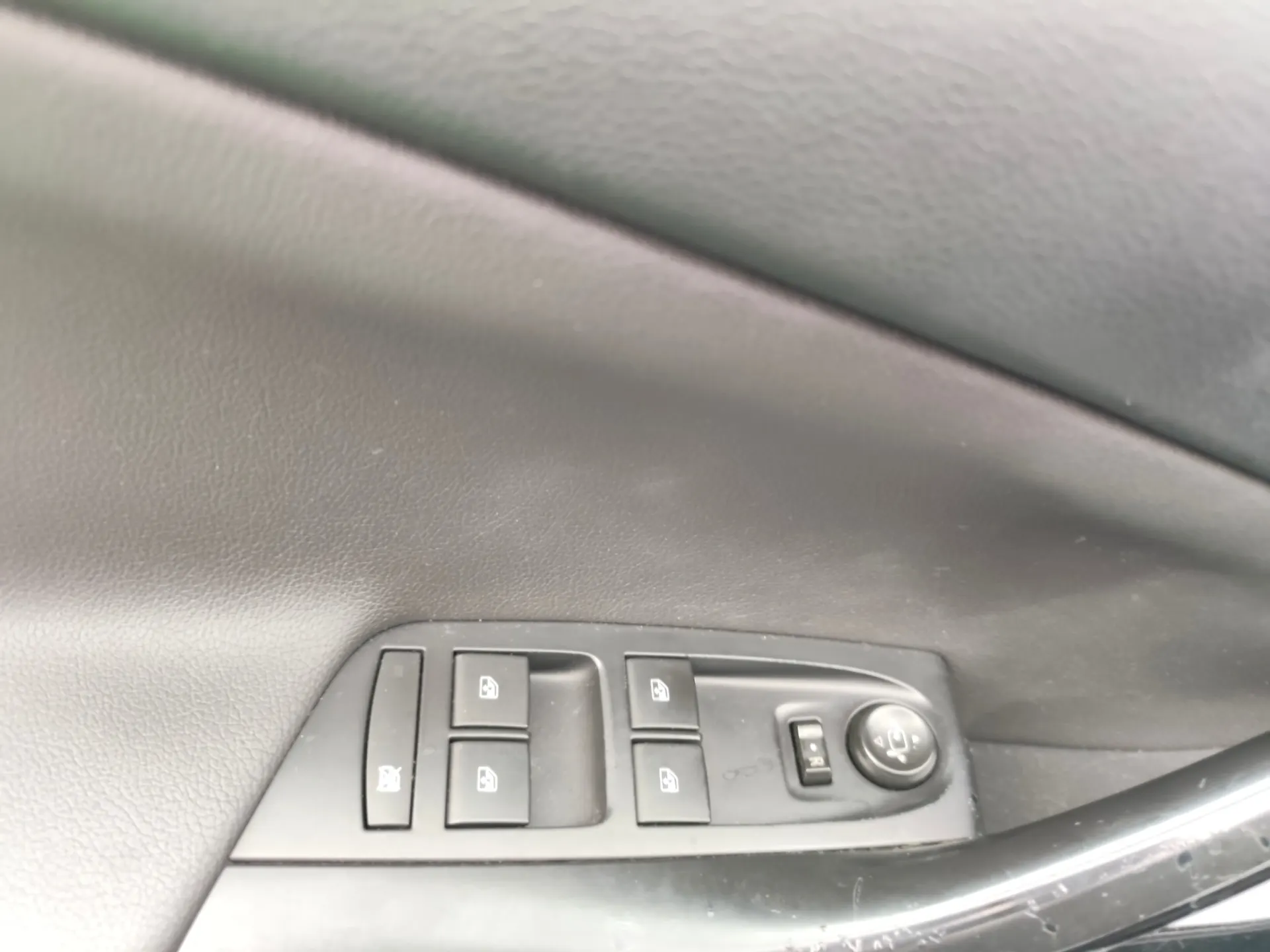 Opel Astra 1.6 CDTi Cosmo Start/Stop 29