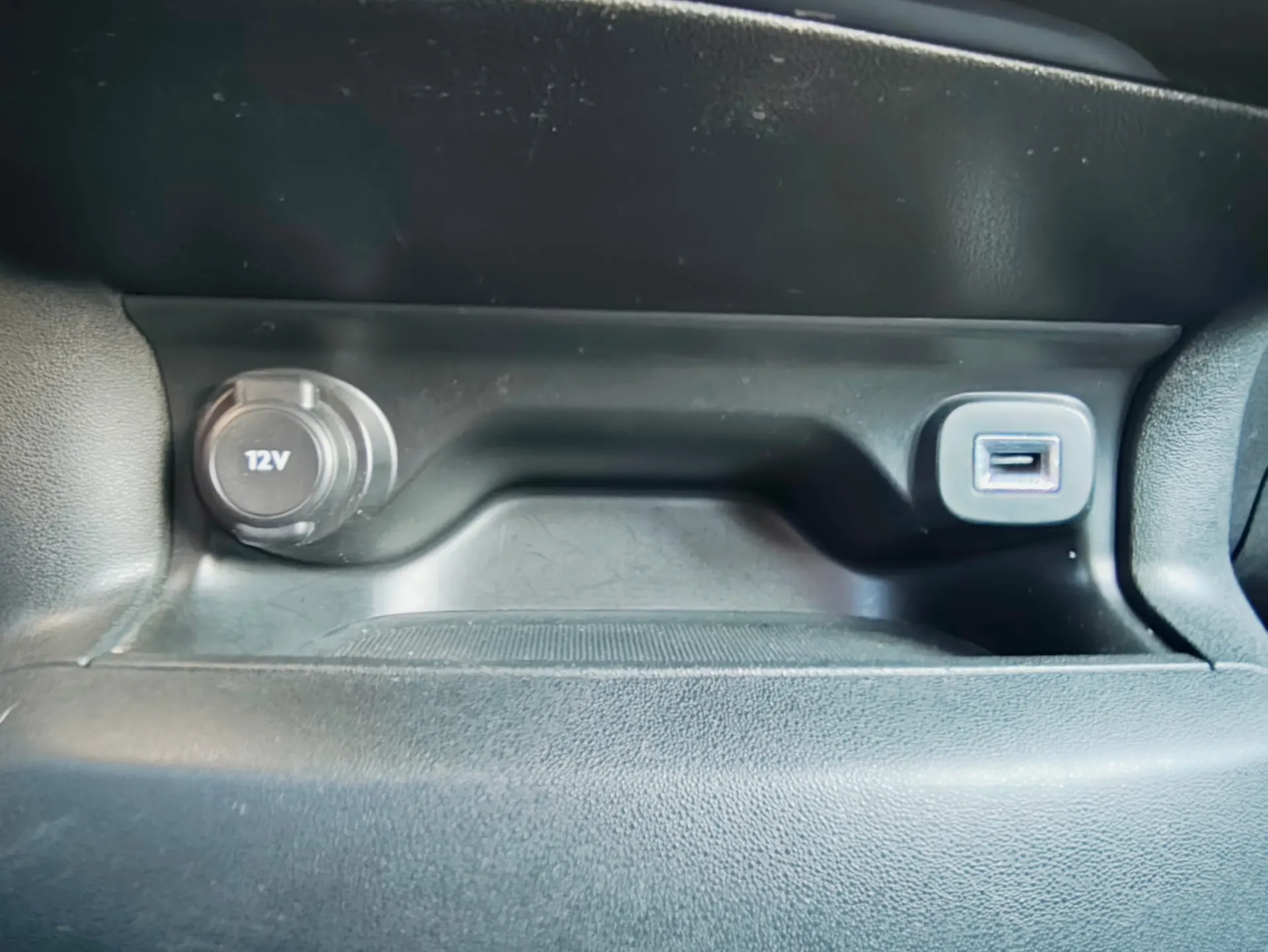 Citroën C4 Cactus 1.2 PureTech Feel 25