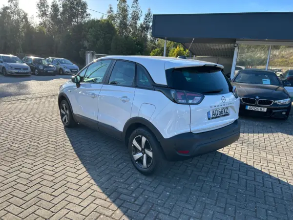 Opel Crossland 1.2 T Business 6