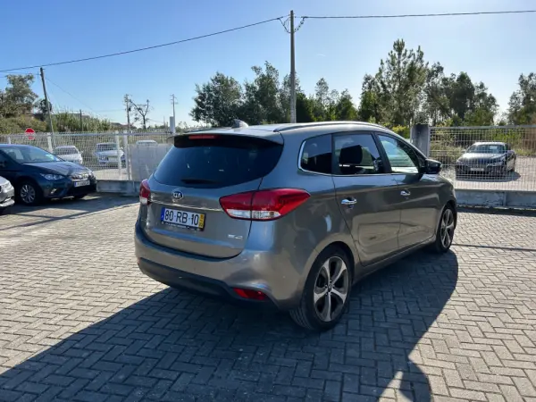Kia Carens 1.7 CRDi ISG EX 5