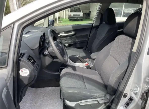 Toyota Auris 1.4 D-4D Comfort+J16 9