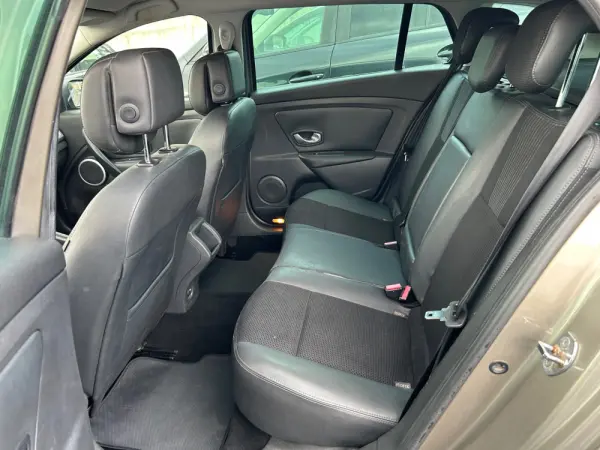 Renault Mégane Sport Tourer 1.5 dCi Dynamique SS 12