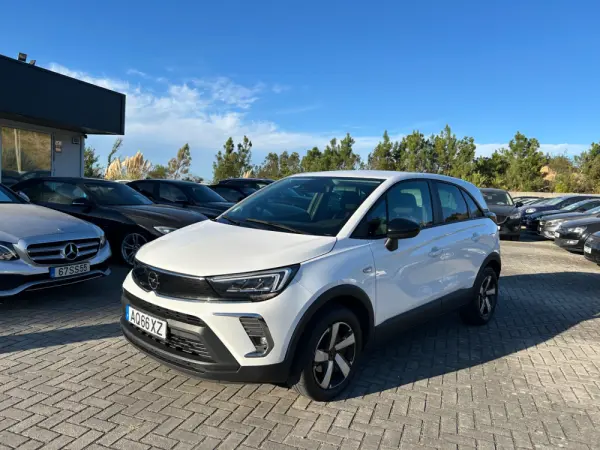 Opel Crossland 1.2 T Business 1