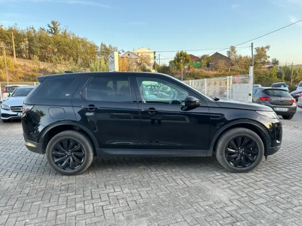 Land Rover Discovery Sport 1.5 I3 P300e AWD 4