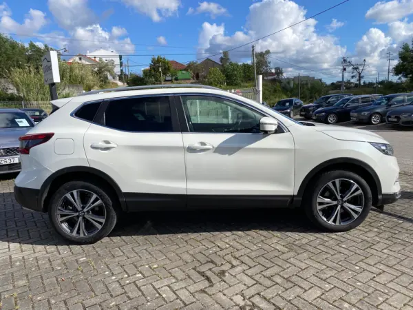 Nissan Qashqai 1.5 dCi N-Connecta 18 4