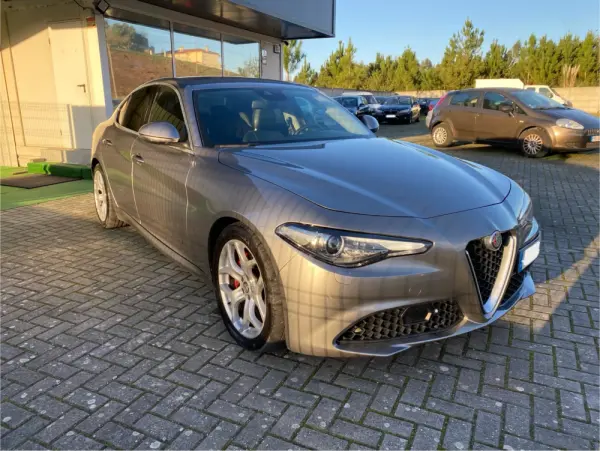Alfa Romeo Giulia 2.2 D Super AT8 3