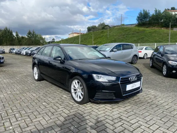 Audi A4 Avant 35 TDI S tronic 3