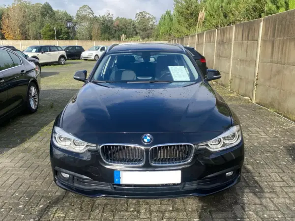 BMW 320 d Touring Advantage Auto 2