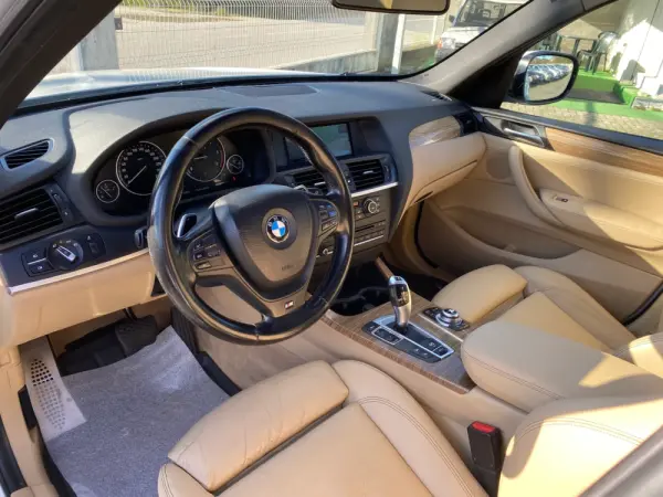 BMW X3 20 d xDrive Pack M Auto 10