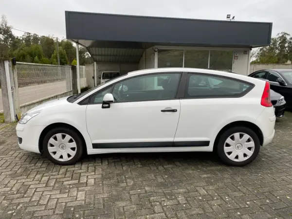 Citroën C4 1.6 HDi VTR 8