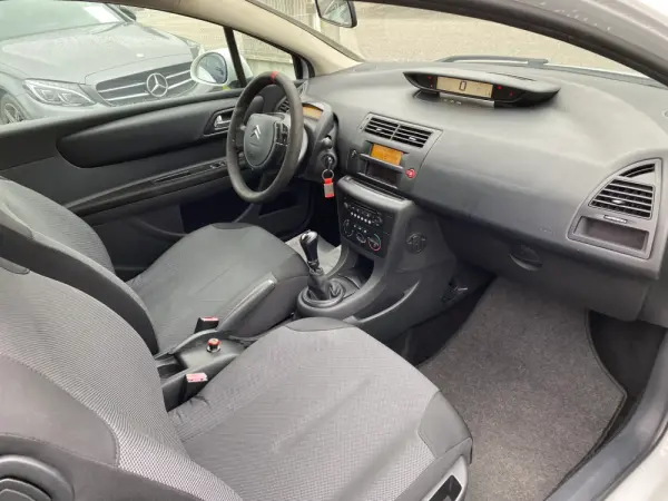 Citroën C4 1.6 HDi VTR 12