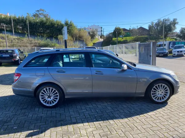 Mercedes-Benz C 220 CDi Avantgarde BlueEfficiency 4