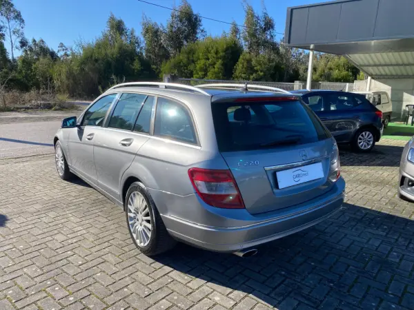 Mercedes-Benz C 220 CDi Avantgarde BlueEfficiency 7