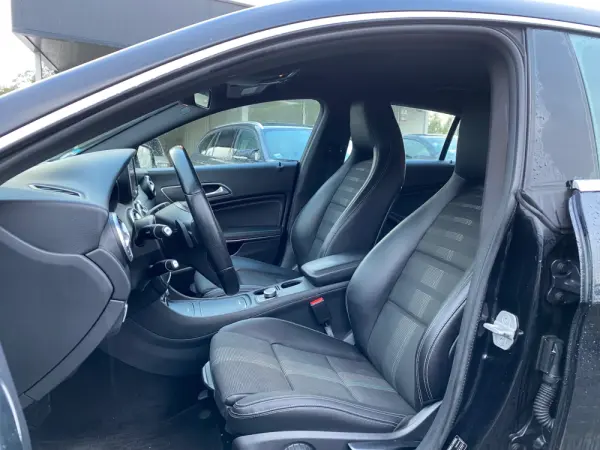 Mercedes-Benz CLA 180 d Urban Aut. 9