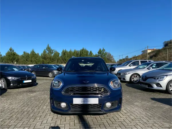 MINI Countryman Cooper S E ALL4 Auto 2