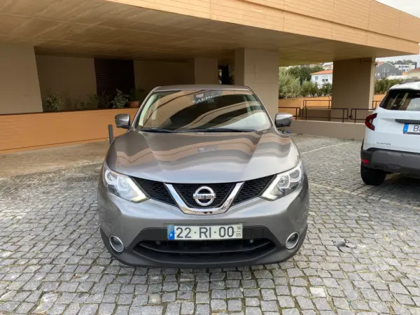 Nissan Qashqai 1.5 dCi N-Vision 2