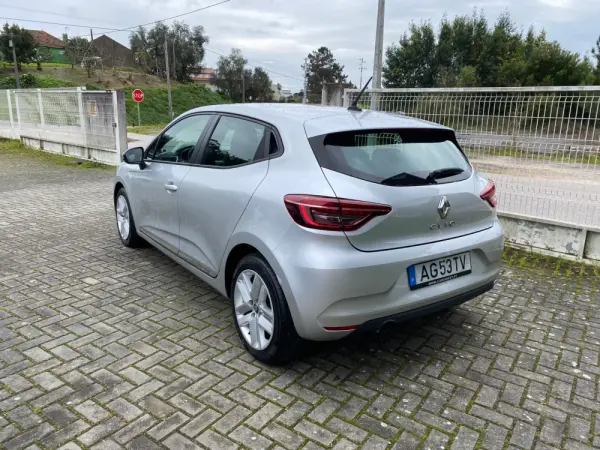 Renault Clio 1.5 Blue dCi Intens 6