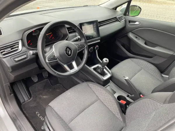 Renault Clio 1.5 Blue dCi Intens 10