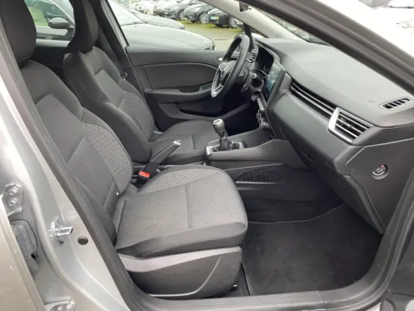 Renault Clio 1.5 Blue dCi Intens 12